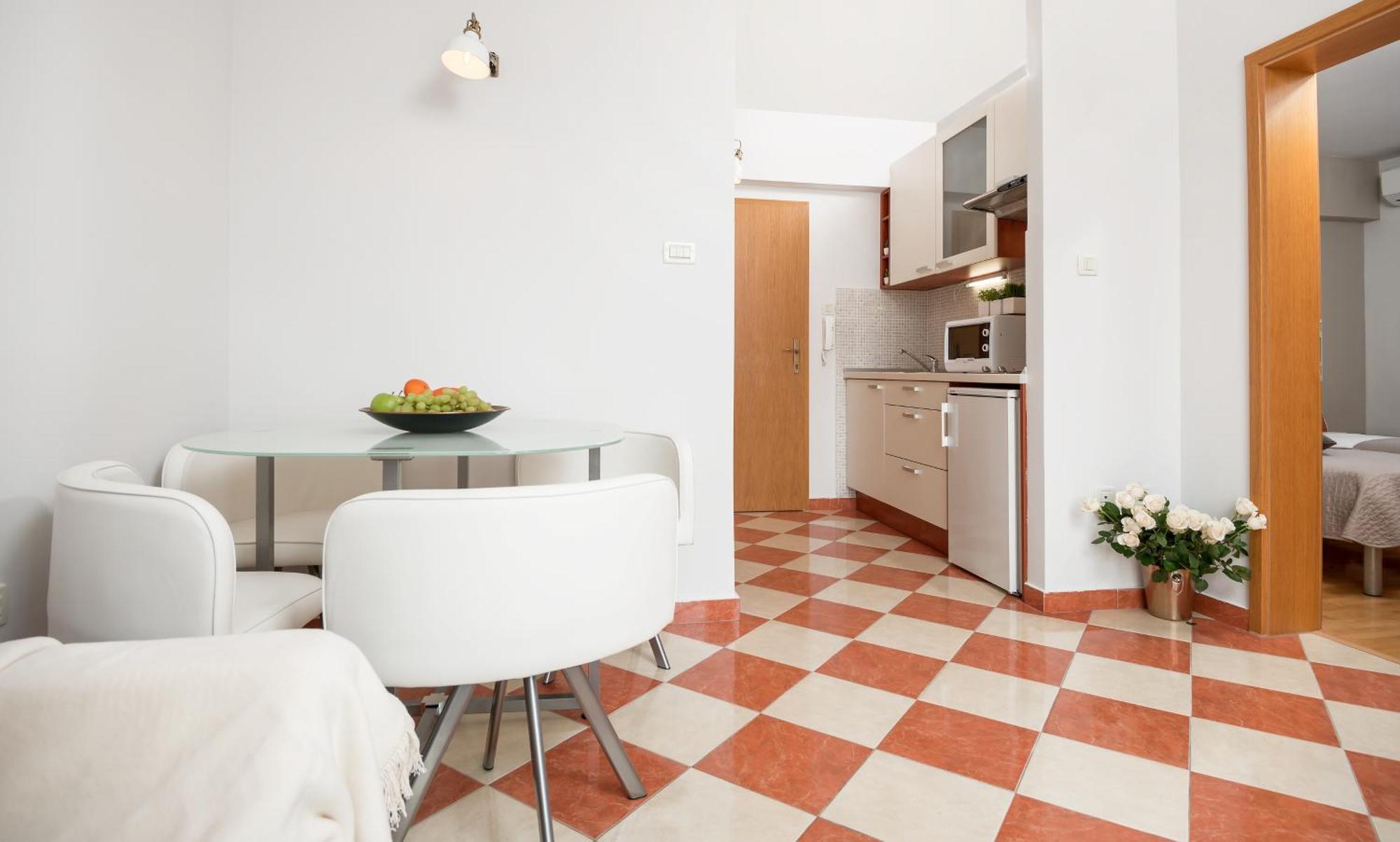 Apartments And Rooms With Parking Space Rogoznica - 10339 Oda fotoğraf