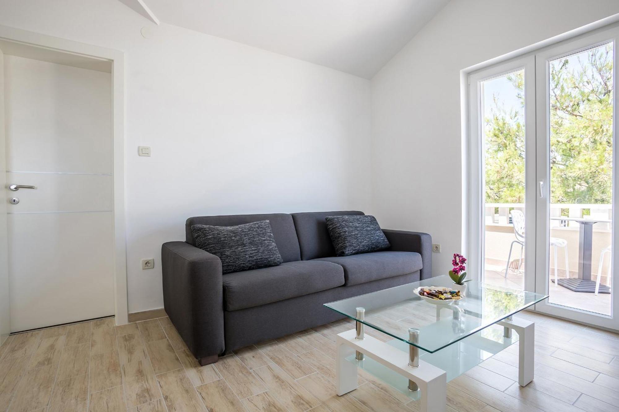 Apartments And Rooms With Parking Space Rogoznica - 10339 Oda fotoğraf